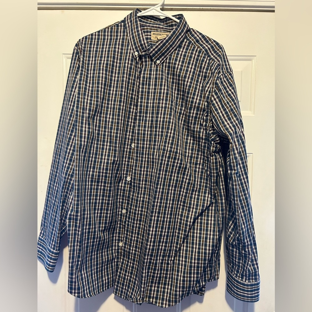 Duluth Trading Wrinkle-fighter NWOT